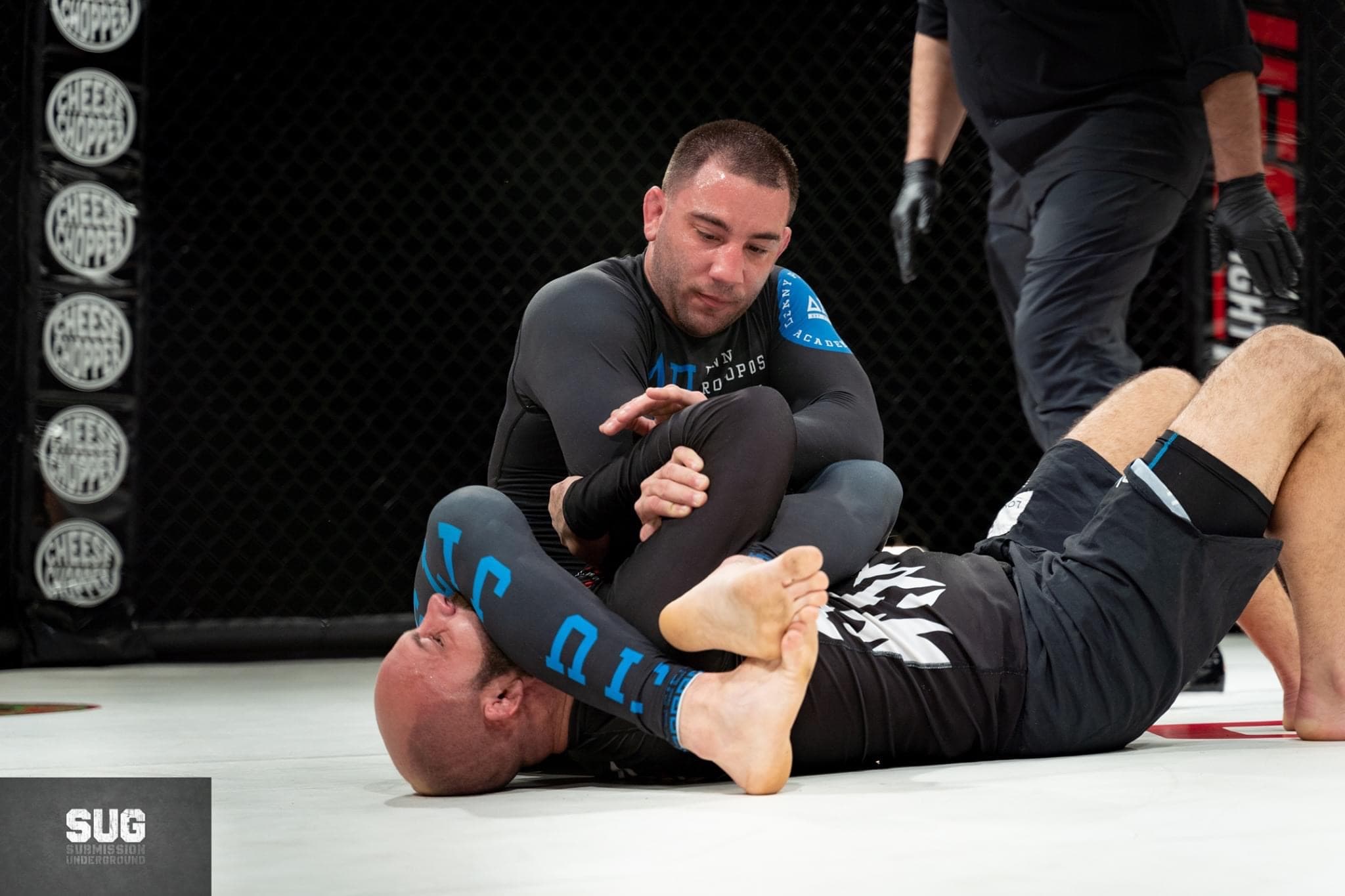 Denny Prokopos demonstrating an armbar